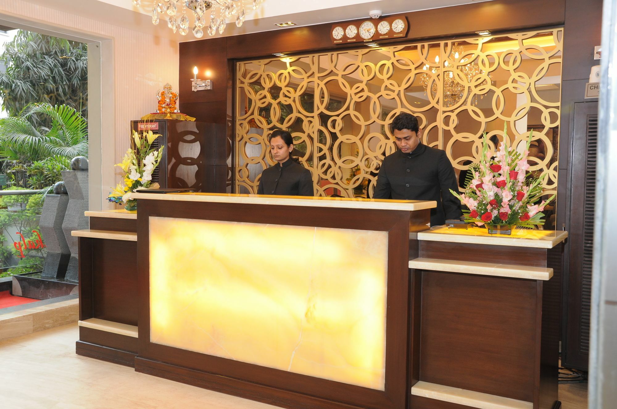 The Grand Vikalp By Saga Hotels Yeni Delhi Dış mekan fotoğraf